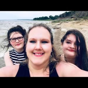 Meet your Posher, Kristin